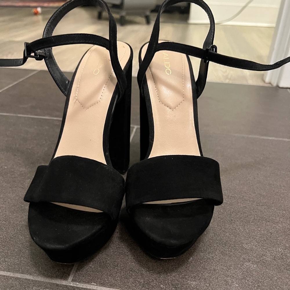 Aldo black open toe block platform heels size 7.5